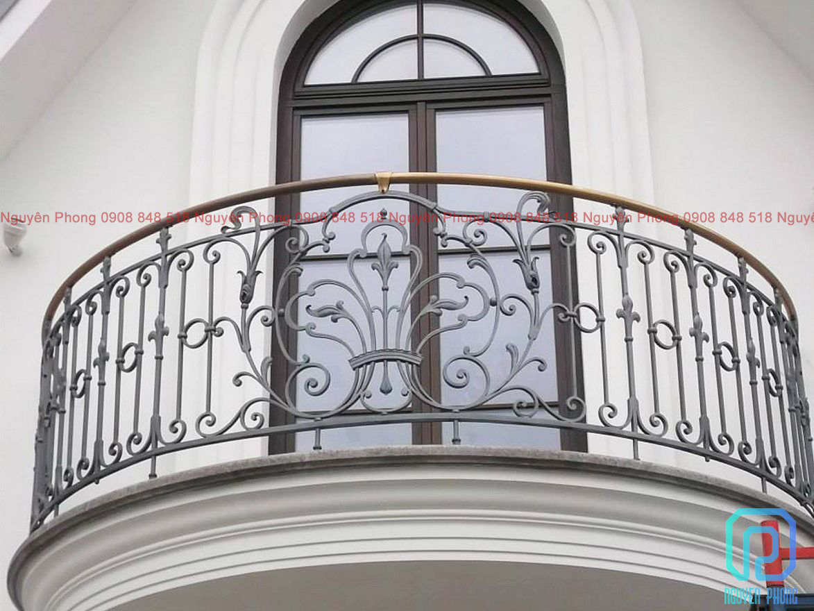 Lan can ban công sắt mỹ thuật, sắt uốn cổ điển cho kiến trúc nhà ở, toà nhà ban-cong-sat-uon-my-thuat-nguyen-phong-1.jpg