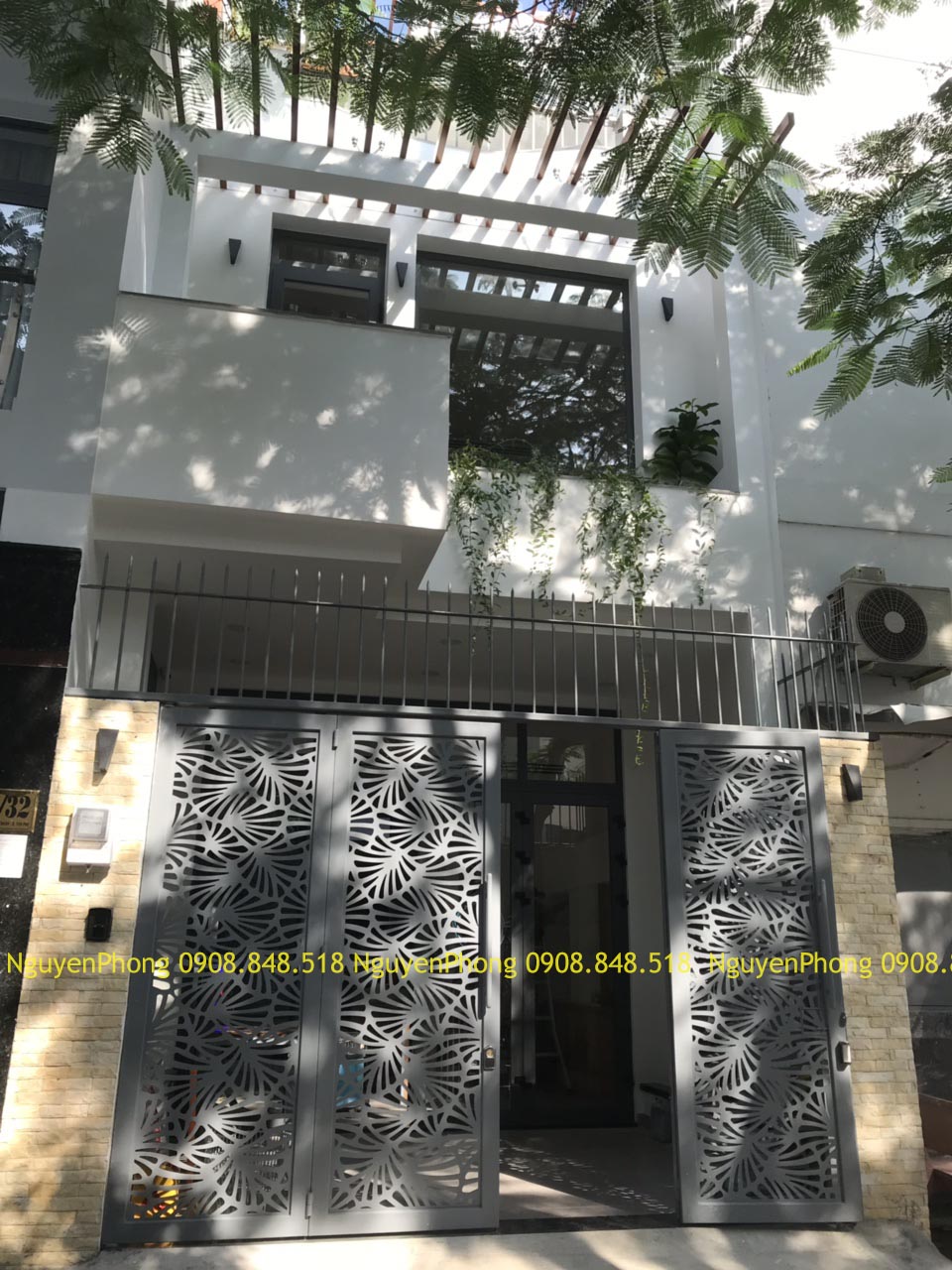 Hoàn thiện sản phẩm CNC và sắt đặc - Công trình Anh Đức - Quận Tân Phú, Tp.HCM cong-cnc-hien-dai-1.jpeg