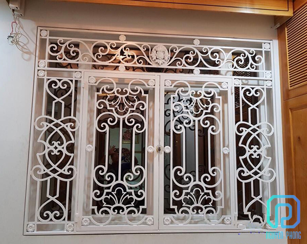 Mẫu khung bảo vệ cửa sổ - hoa sắt cửa sổ đẹp nhất cho biệt thự, nhà phố sang trọng, tinh tế cua-so-hoa-sat-my-thuat-dep-2.jpg