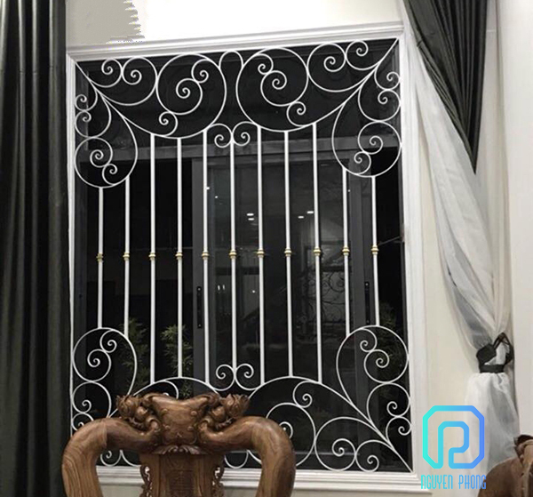 Mẫu khung bảo vệ cửa sổ - hoa sắt cửa sổ đẹp nhất cho biệt thự, nhà phố sang trọng, tinh tế cua-so-hoa-sat-my-thuat-dep-6.jpg