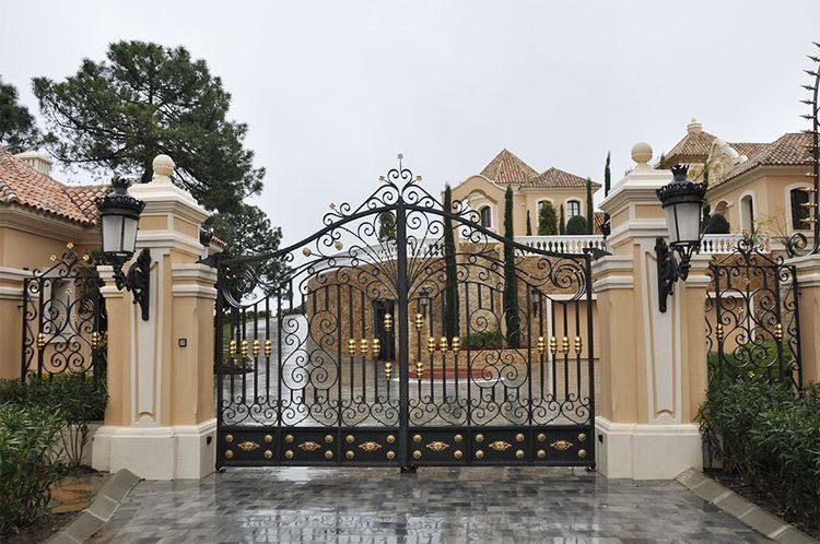 ORDERS FOR WROUGHT IRON GATES FOR PRIVATE HOMES FROM THE ORIGINAL MANUFACTURER IN VIETNAM (Orders from Australia & Spain) iron-gate-design-villa-gate-fancy-iron-gate-design-8.jpg