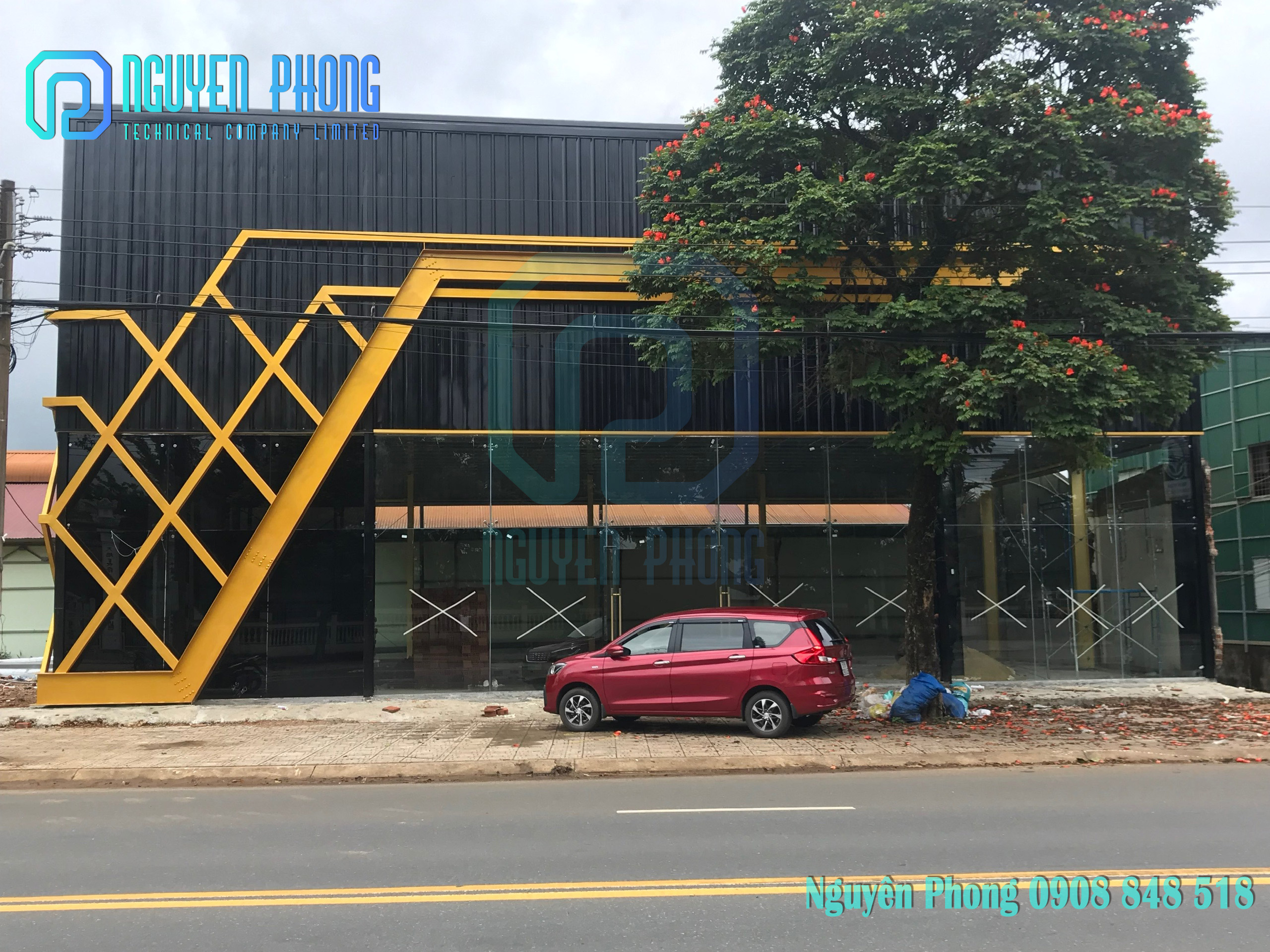 CÔNG TRÌNH MẶT DỰNG THÉP TRANG TRÍ SHOWROOM BẢO LỘC mat-dung-thep-hinh-I-trang-tri-nguyen-phong.jpg