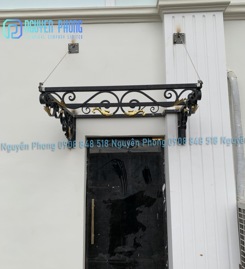 LAN CAN BAN CÔNG, CẦU THANG, MÁI CANOPY SẮT MỸ THUẬT KHÁCH SẠN SANDAL ĐỨC TRỌNG thi-cong-mai-don-canopy-sat-nghe-thuat-nguyen-phong-2.jpg