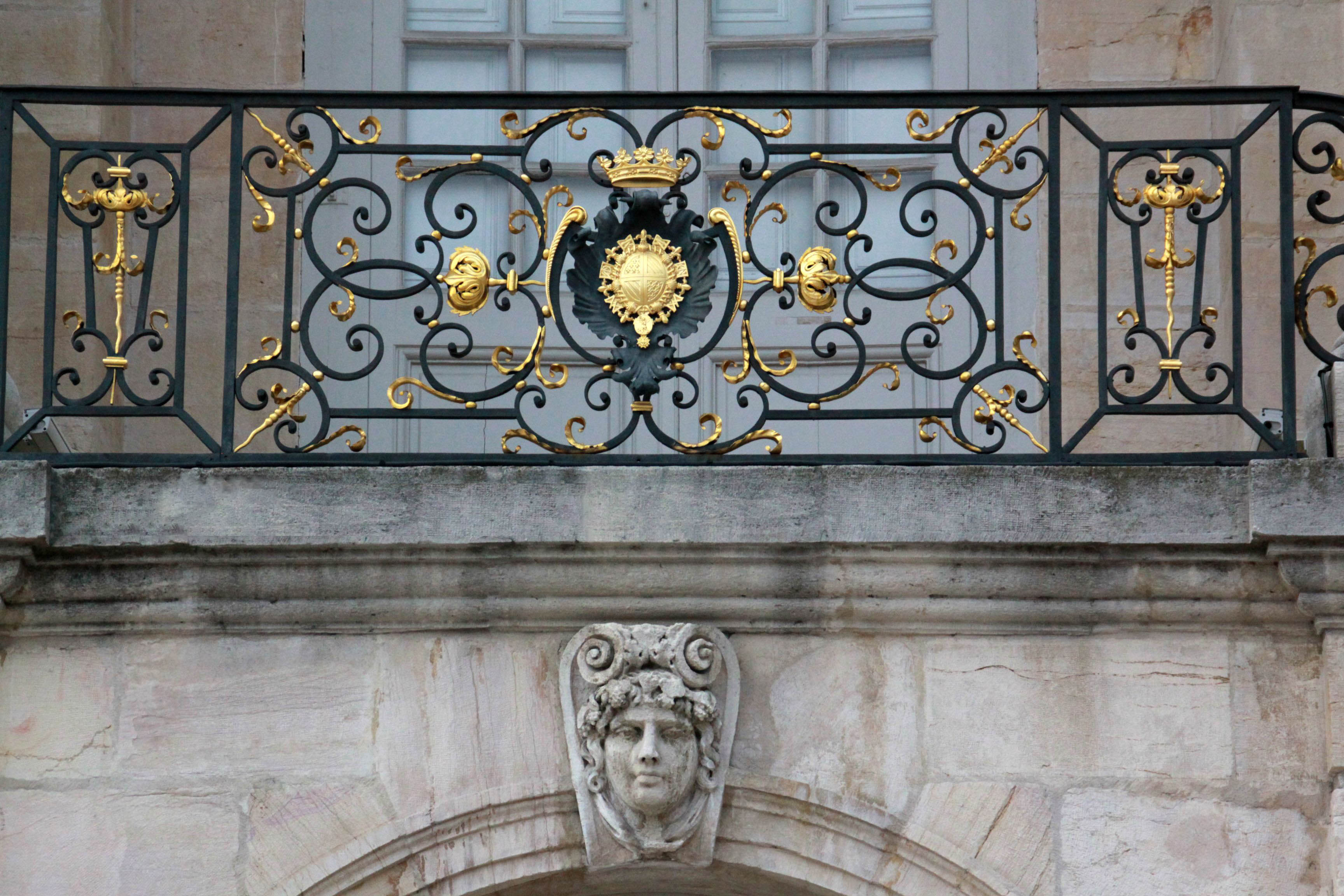 wrought-iron-balcony-railings-iron-grill-design-for-balcony-121.jpg
