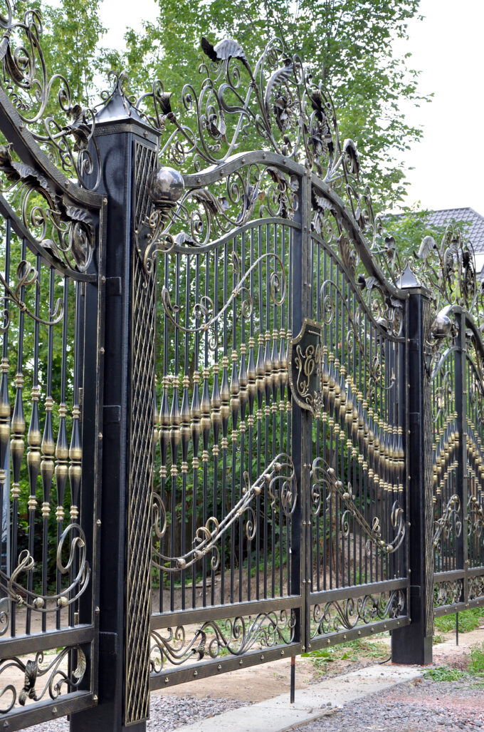 wrought-iron-driveway-gate-1.jpg